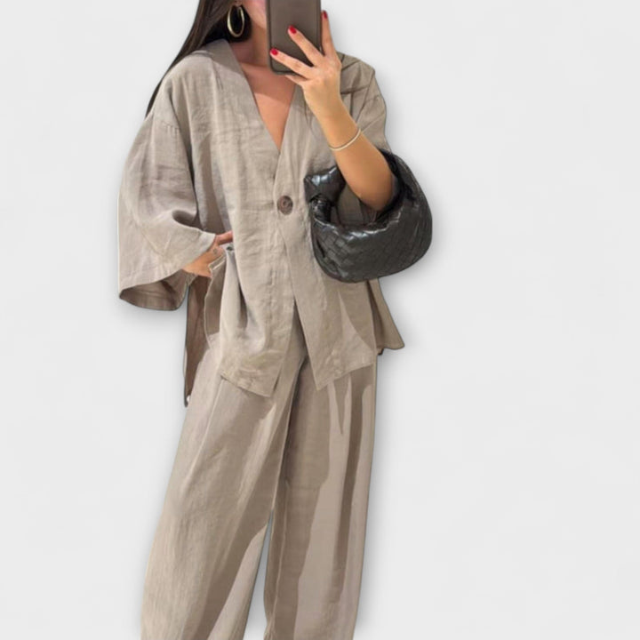 Jacqueline | Ležerna V-Izrez Bluza i Hlače Duo