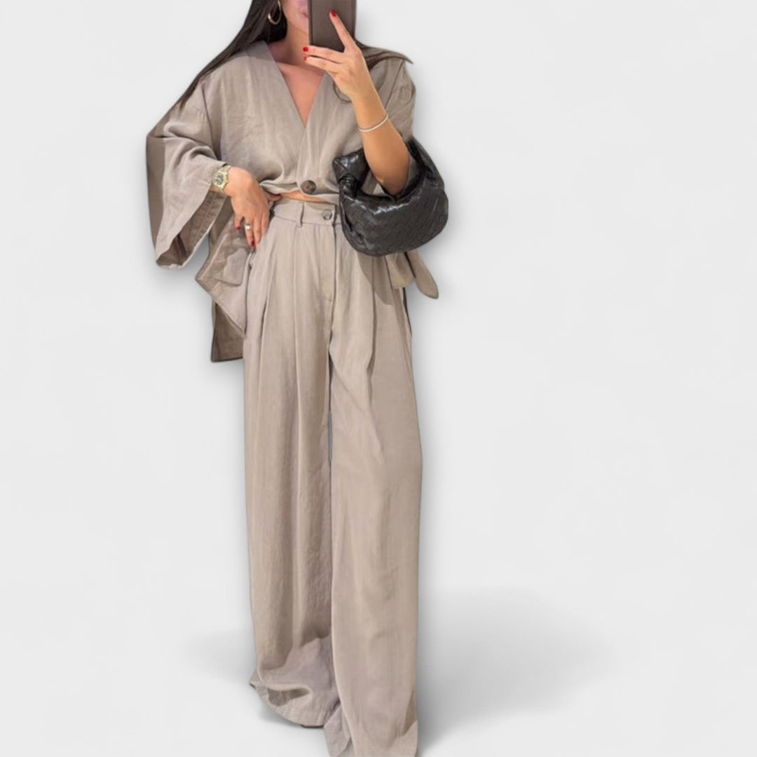 Jacqueline | Ležerna V-Izrez Bluza i Hlače Duo